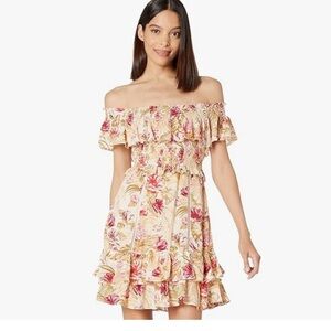 ASTR The‎ Label women's Floral Off-Shoulder mini tiered Dress size small NWT